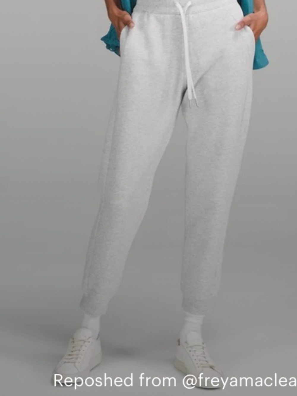 Lululemon Scuba High Rise Jogger 7/8 Heathered Light Grey Size 4 Classic Sweats